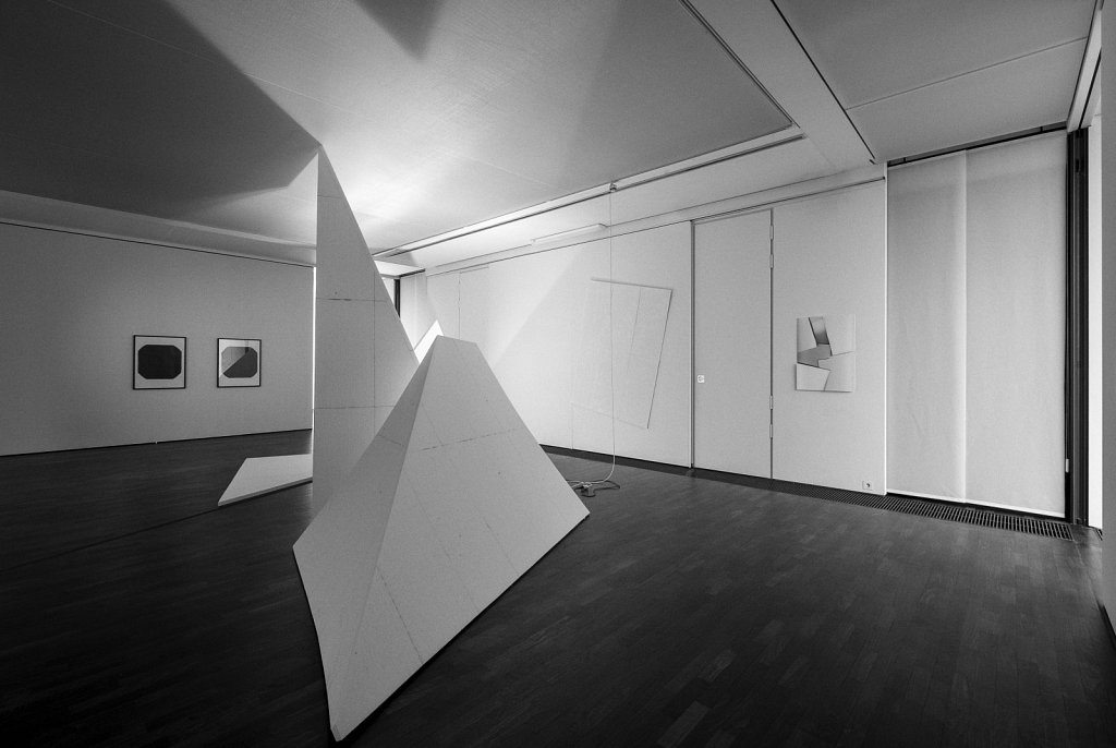 spaces . raumskizze (galerie thomas modern, muenchen) . florian lechner . 2014